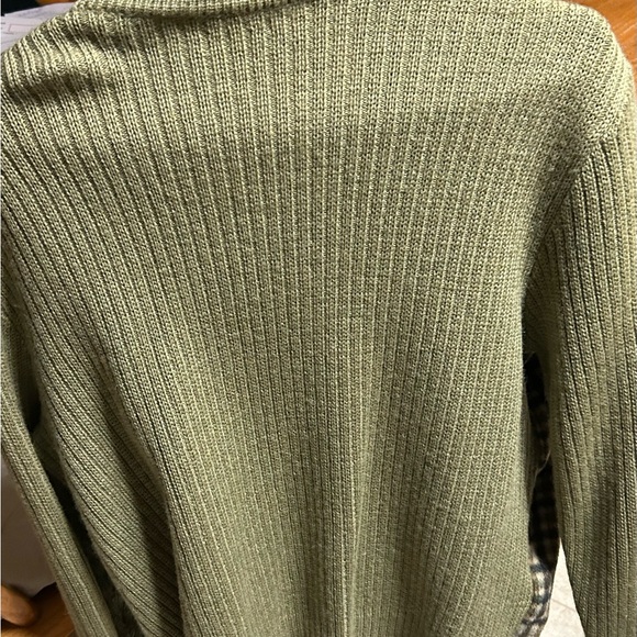 Plaid Button-Up Cardigan - Picture 2 of 2